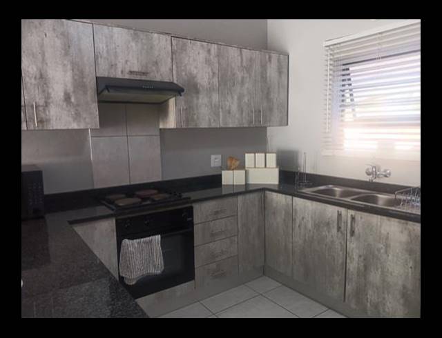 2 BEDROOM TOWNHOUSE FOR SALE IN BRENTWOOD PARK AH